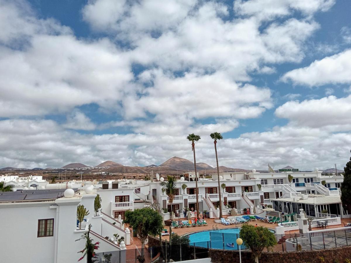 Aguazul - A Pie De Piscina Y Vistas Al Mar Lejlighed Puerto del Carmen  Eksteriør billede